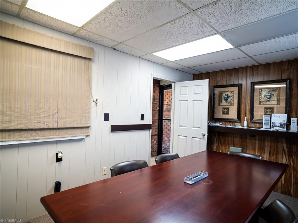 405 N Bridge Street Property Photo 13