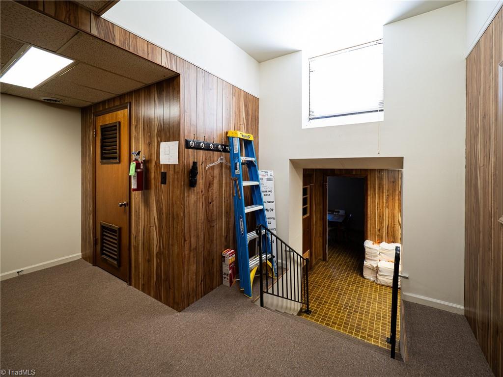 405 N Bridge Street Property Photo 16