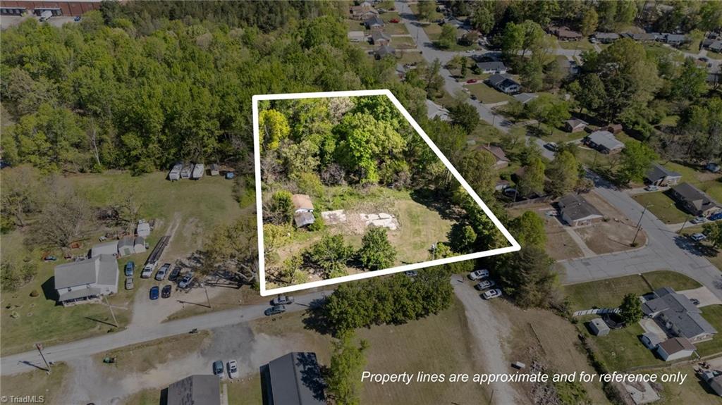 1011 Gaines Avenue Property Photo 1