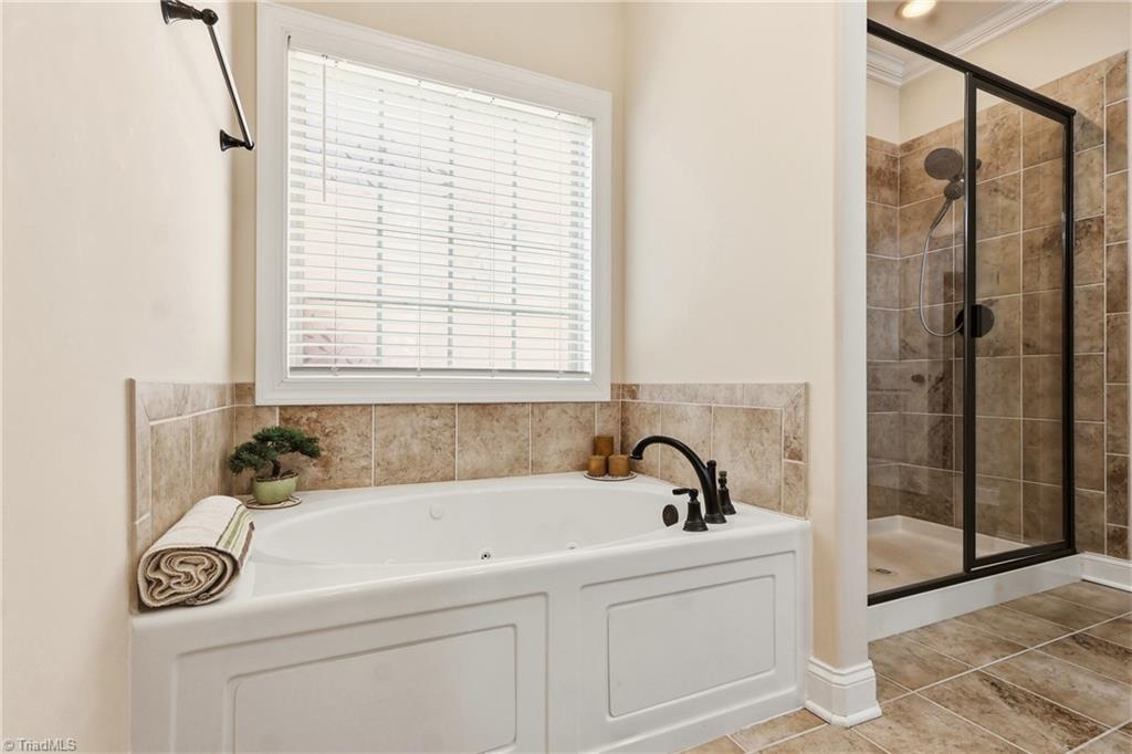 4420 Rosebriar Square Drive Property Photo 23