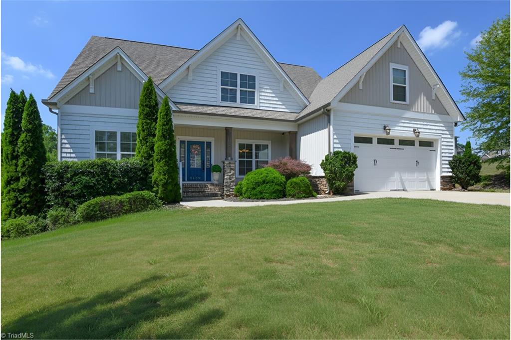 5609 Crooked Oak Drive Property Photo 3