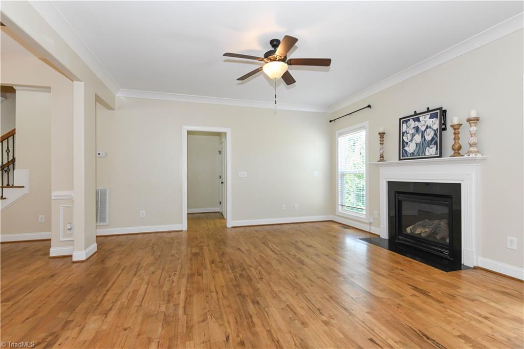 5609 Crooked Oak Drive Property Photo 7