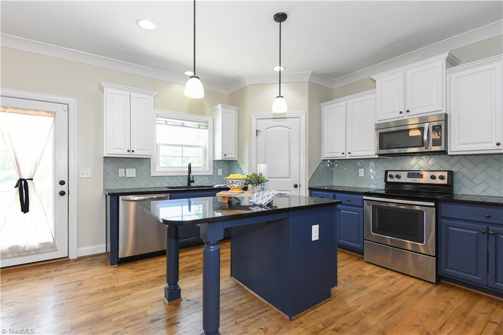 5609 Crooked Oak Drive Property Photo 11