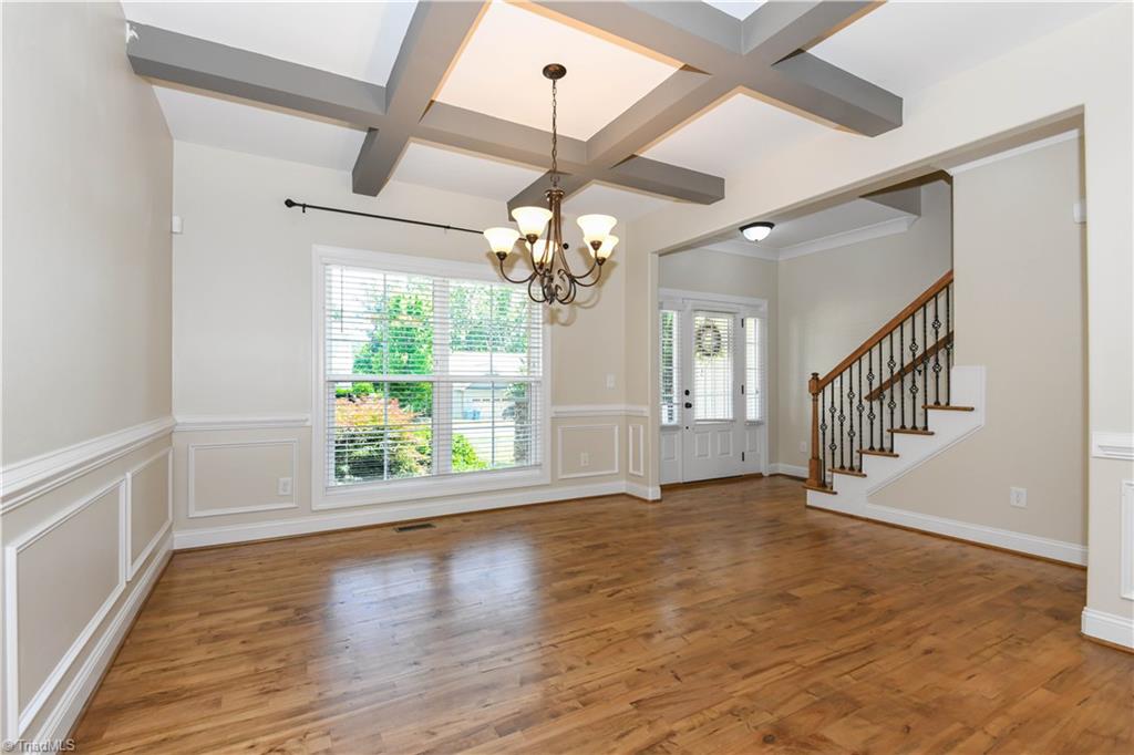 5609 Crooked Oak Drive Property Photo 14