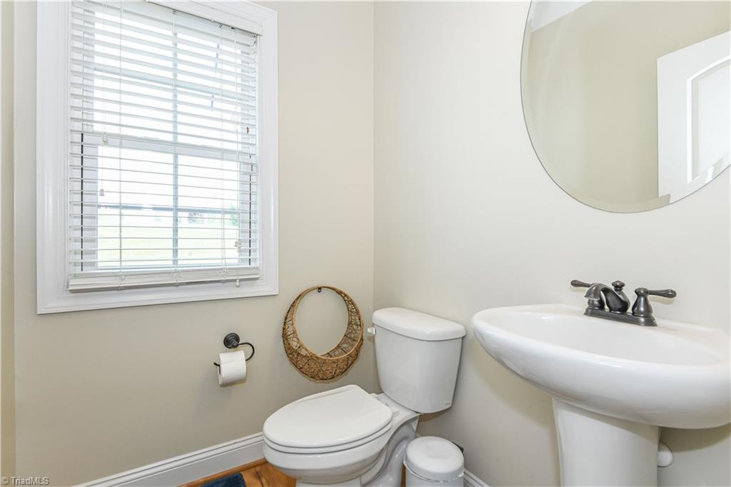 5609 Crooked Oak Drive Property Photo 16
