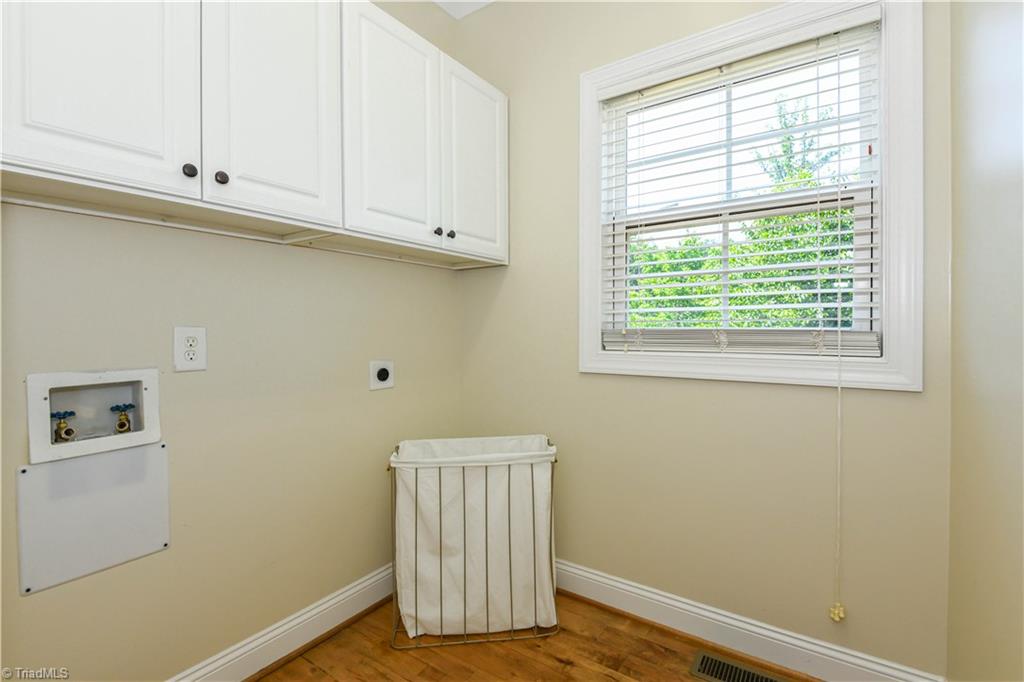 5609 Crooked Oak Drive Property Photo 18