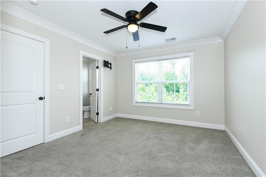 5609 Crooked Oak Drive Property Photo 30