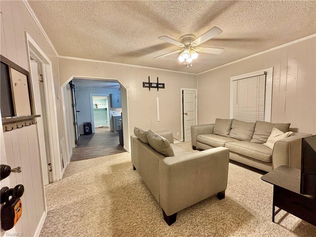 1072 Grassy Knob Road Property Photo 6