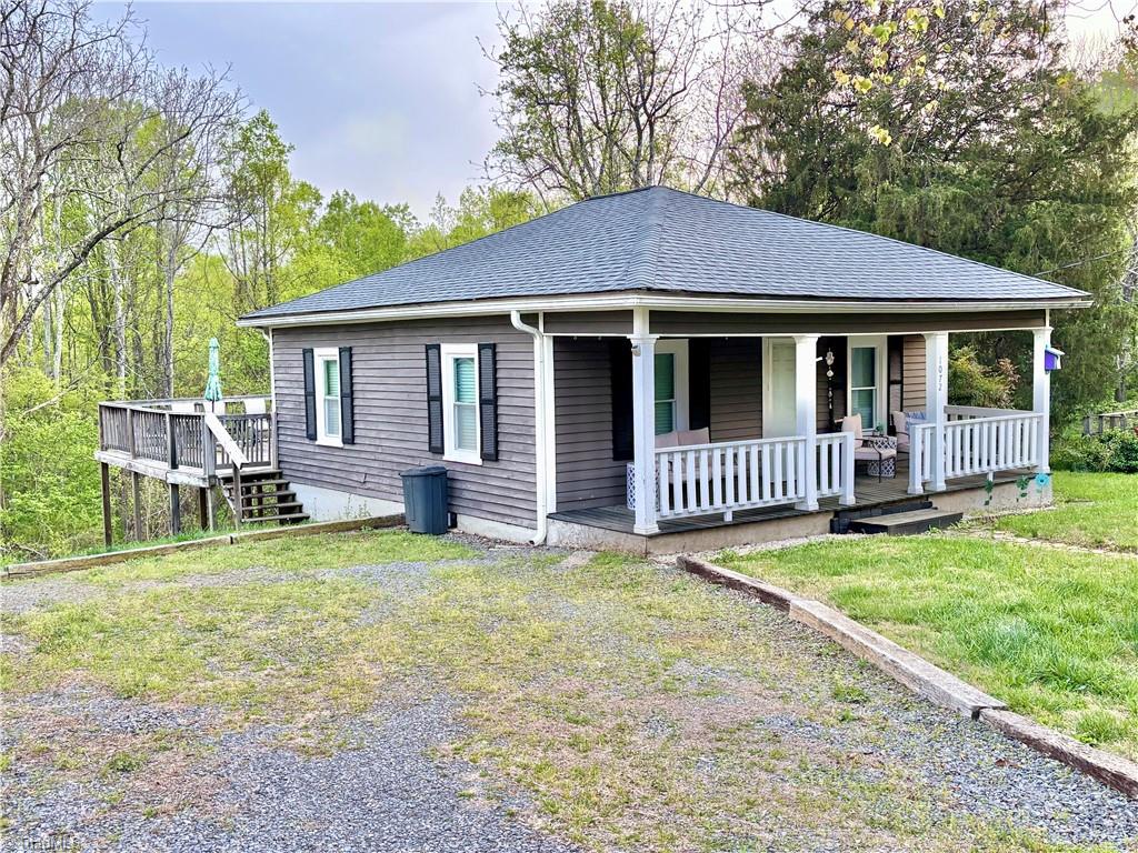 1072 Grassy Knob Road Property Photo 18