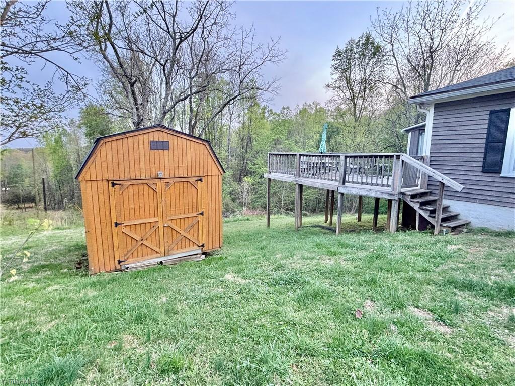 1072 Grassy Knob Road Property Photo 19