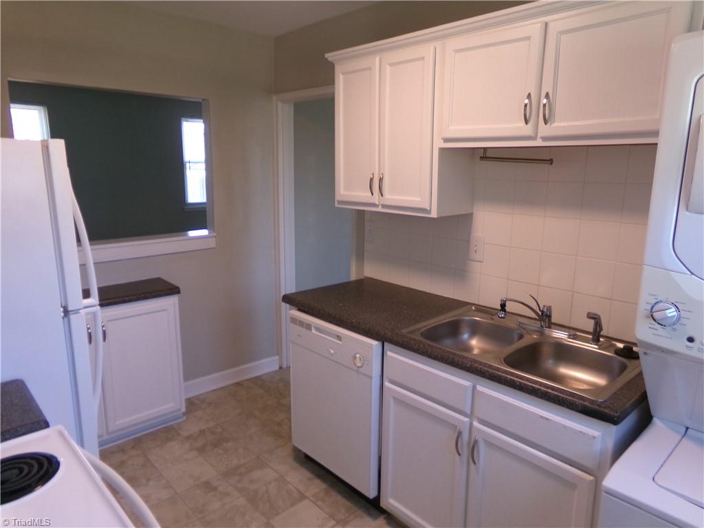 2527 Miller Park Circle # C Property Photo 4