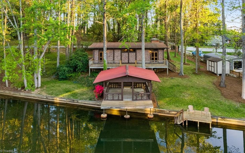 3908 Waterton Road Property Photo 14
