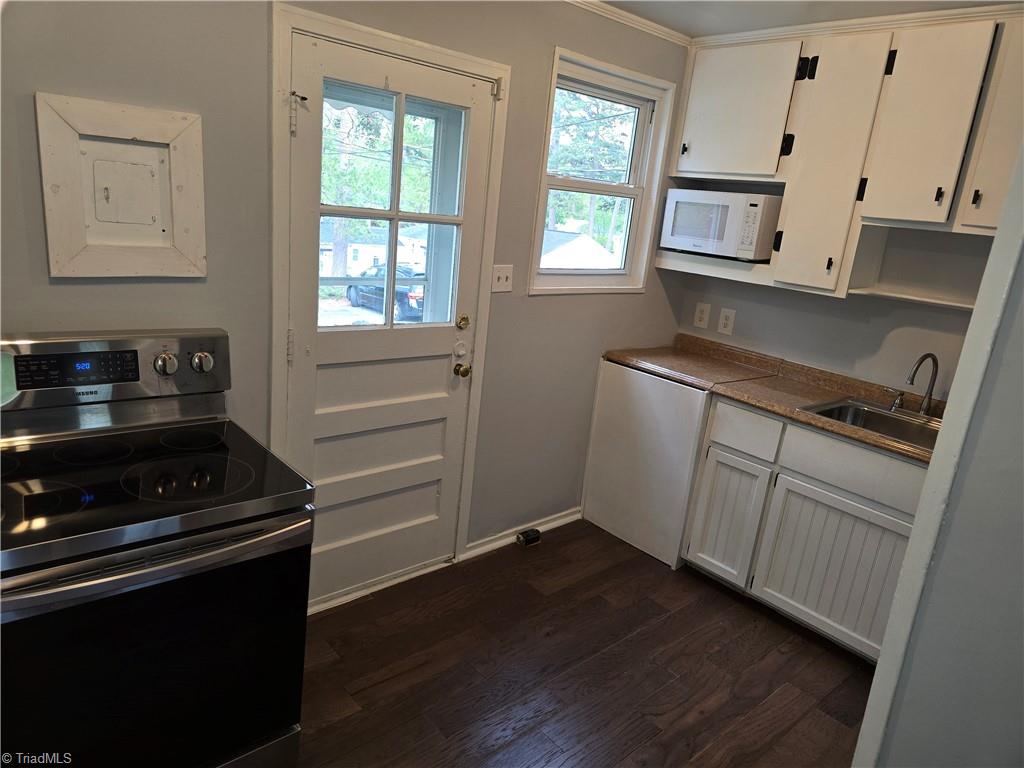 1846 Villa Drive Property Photo 9