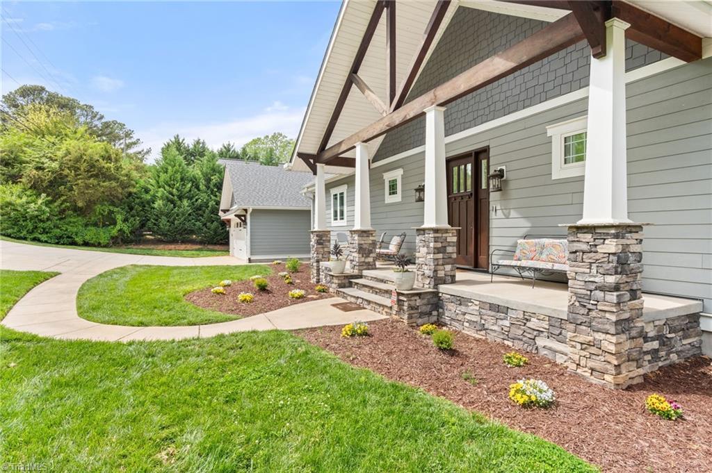 1786 Riverview Road Property Photo 4