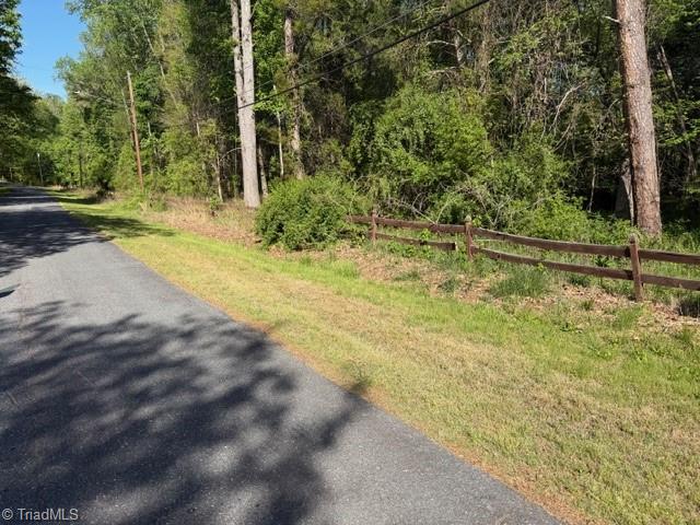 1.71 Ridgemeadow Drive Property Photo 3