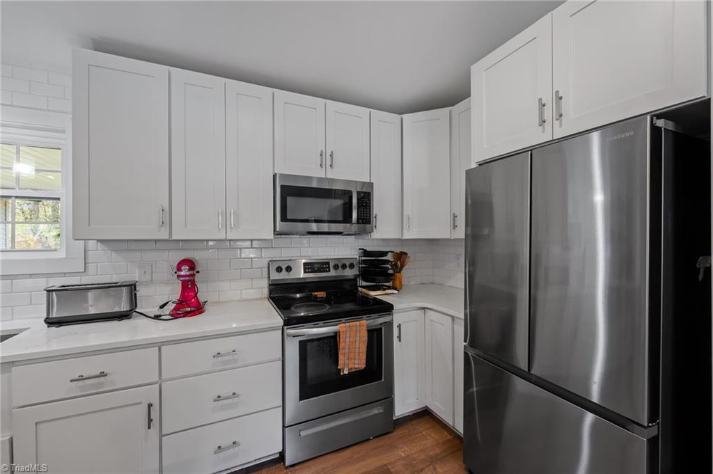 1066 Third Street Property Photo 10
