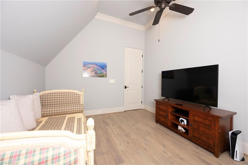 4090 Carriage Manor Cove Property Photo 34