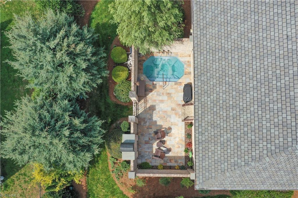 4090 Carriage Manor Cove Property Photo 41