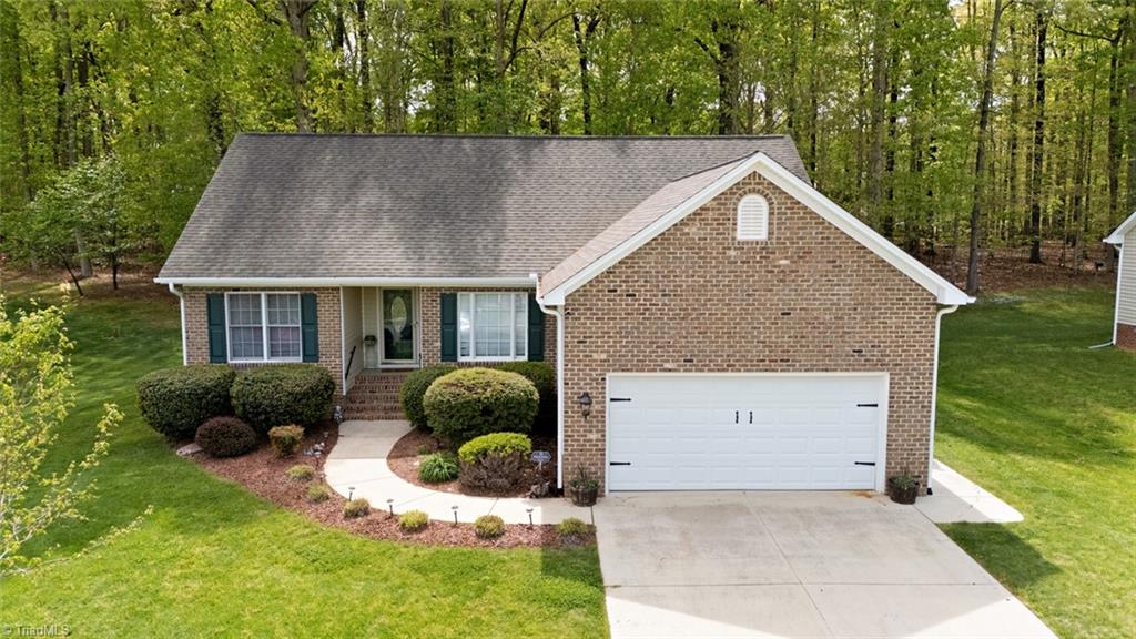 2265 Sunberry Drive Property Photo 4