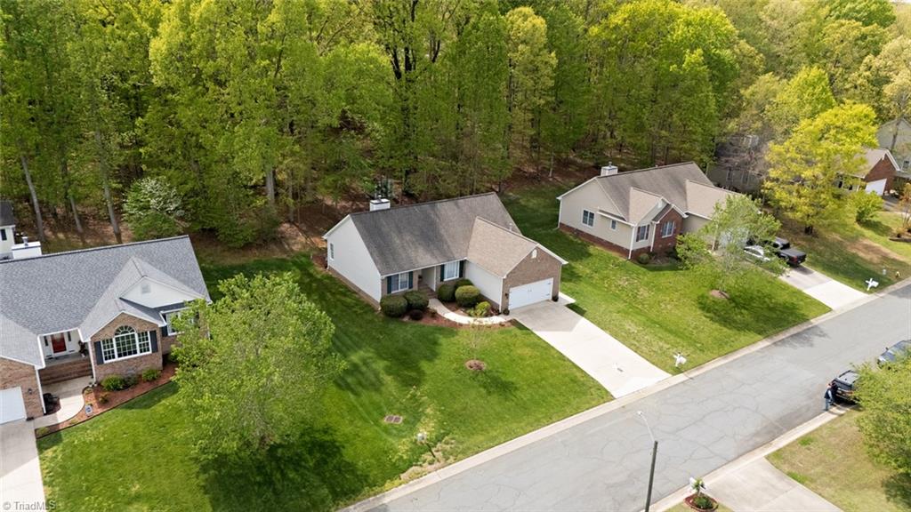2265 Sunberry Drive Property Photo 6