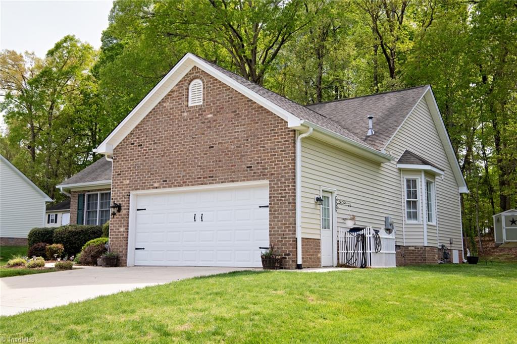 2265 Sunberry Drive Property Photo 33