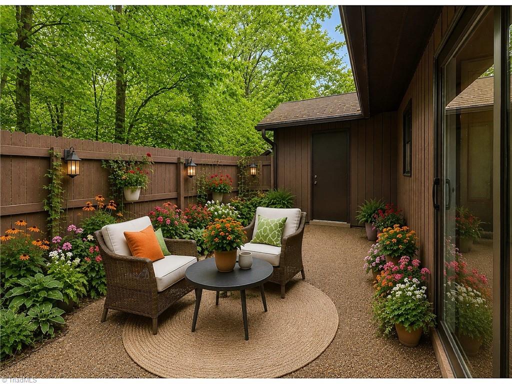 2519 Cottage Place Property Photo 1