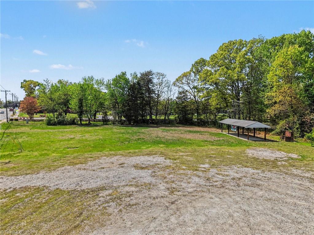 1379 Property Photo 18