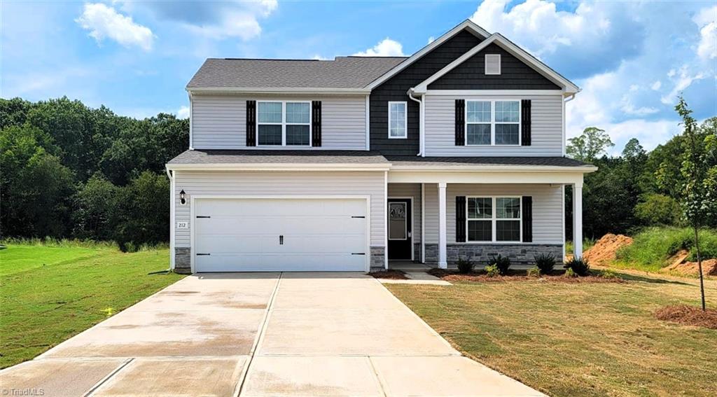 212 Macintosh Drive Property Photo 1