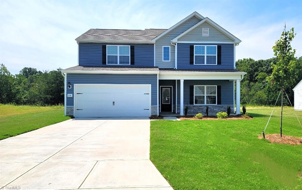 236 Macintosh Drive Property Photo 1