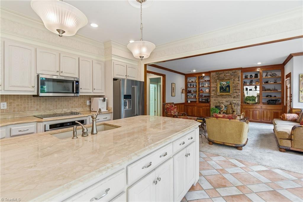 4650 Cherryhill Lane Property Photo 14