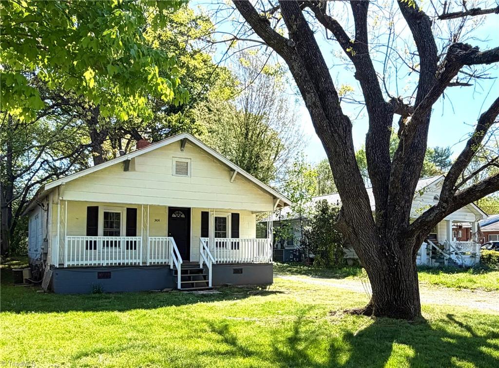 3414 Summit Avenue Property Photo 1