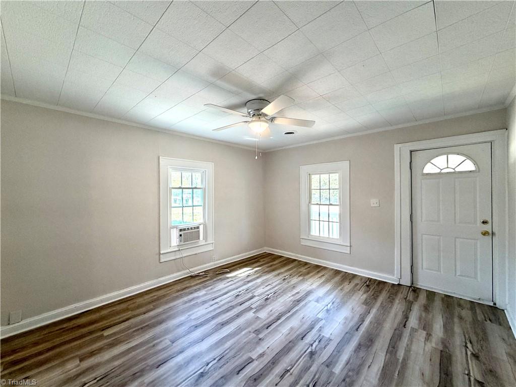 3414 Summit Avenue Property Photo 3