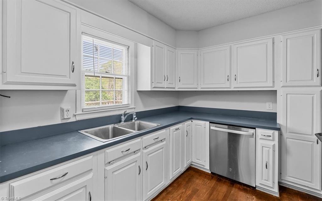 5334 Sherrie Drive Property Photo 10