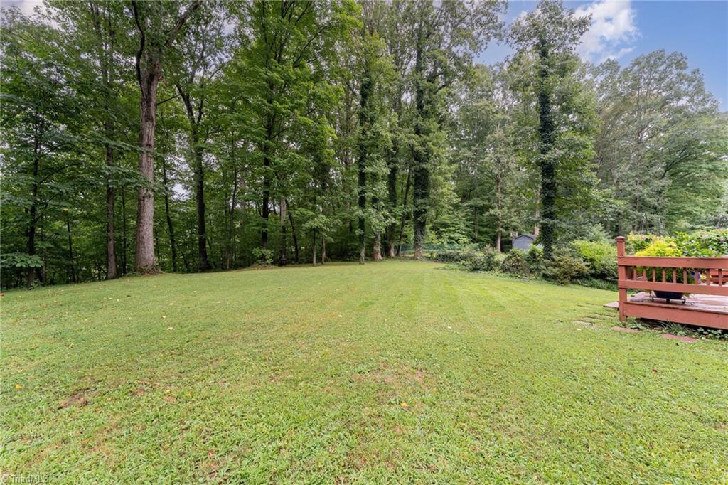 437 Valleymeade Drive Property Photo 28