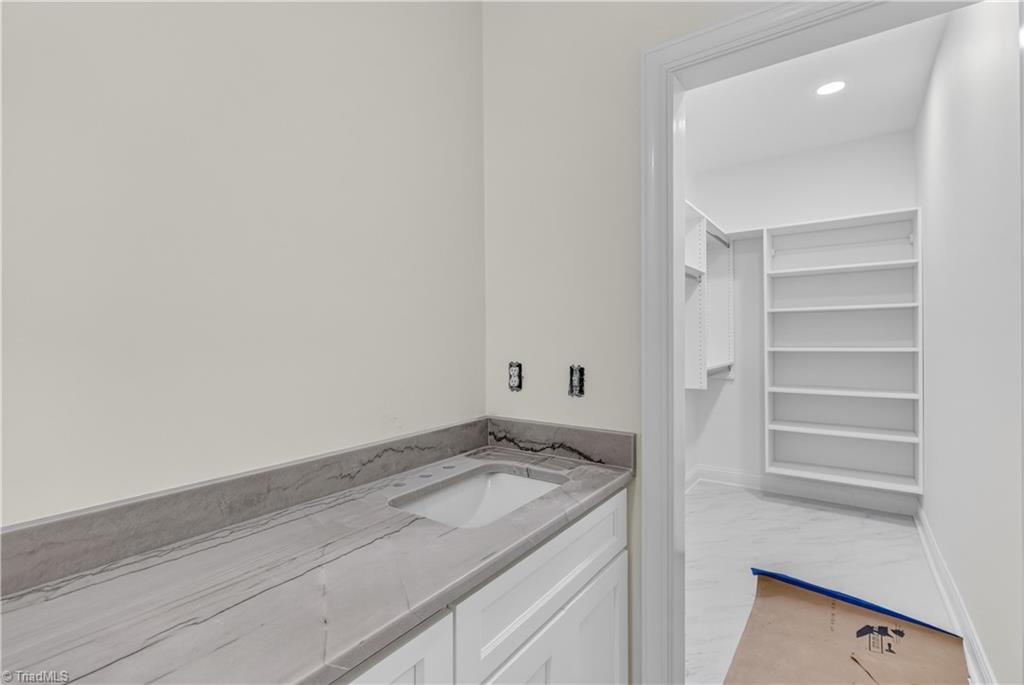 1641 Badin Lane Property Photo 13