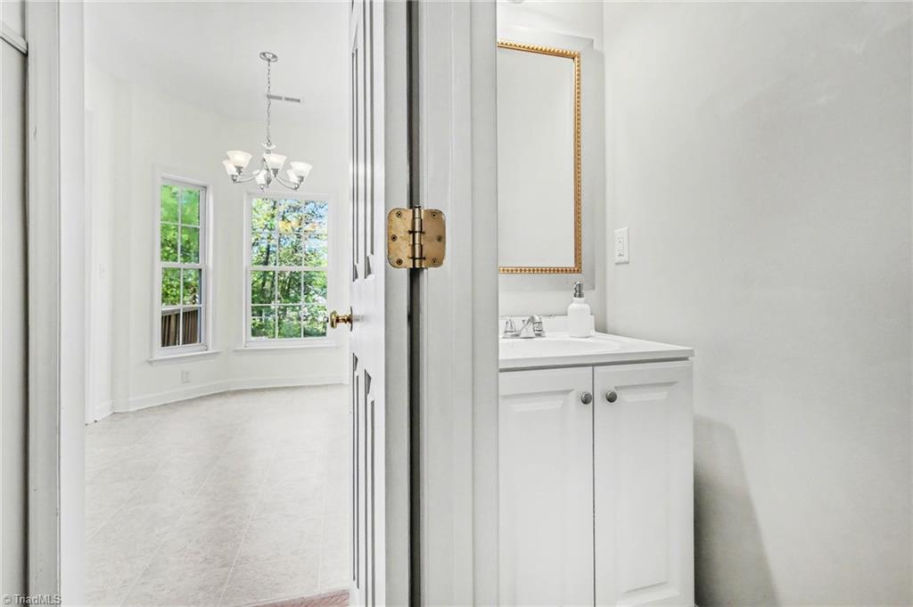 100 Kirkleigh Court Property Photo 14