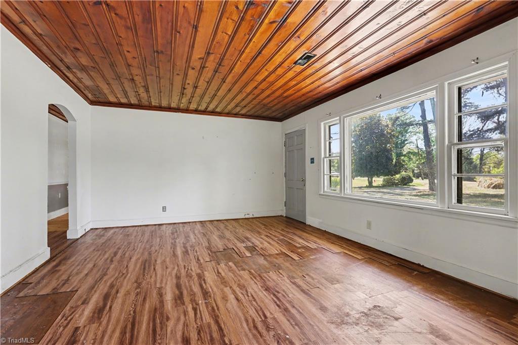 5099 Nc Highway 89 Property Photo 6