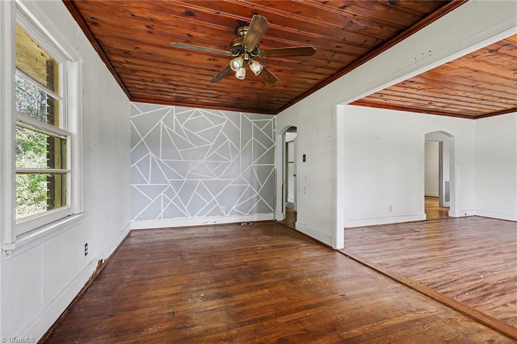 5099 Nc Highway 89 Property Photo 12