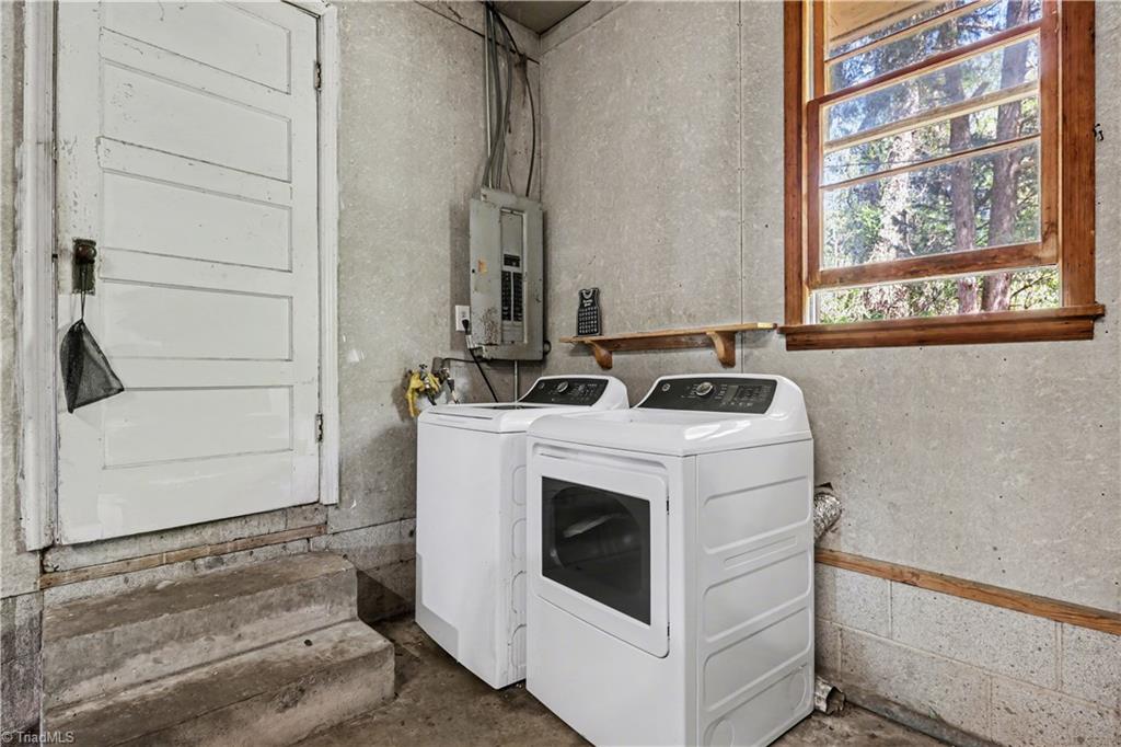 5099 Nc Highway 89 Property Photo 25