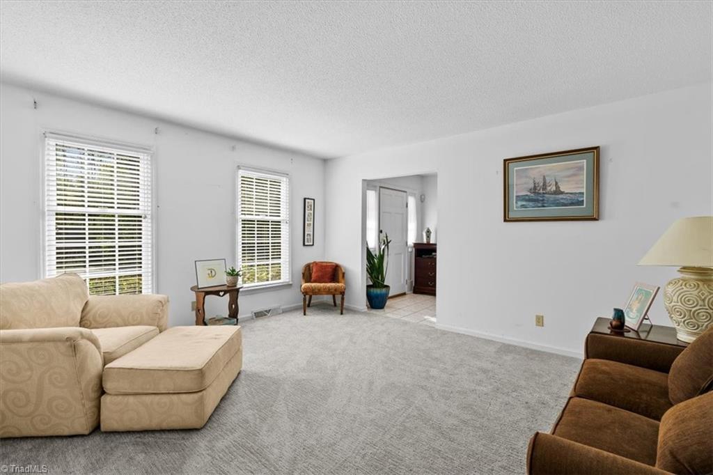 4617 Riverview Drive Property Photo 8