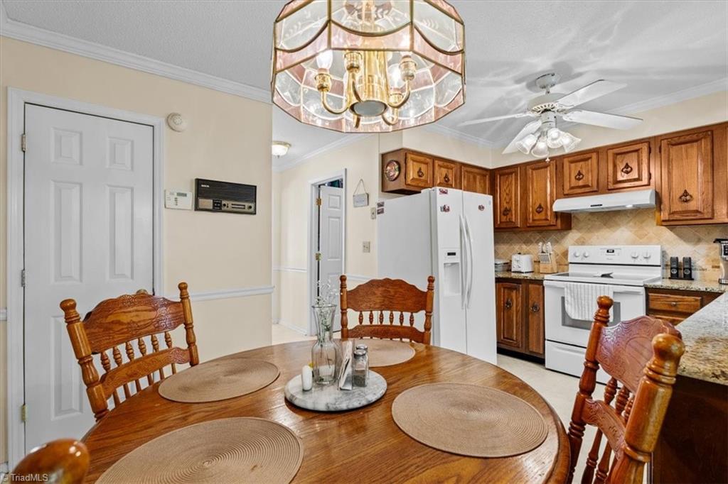 4617 Riverview Drive Property Photo 15