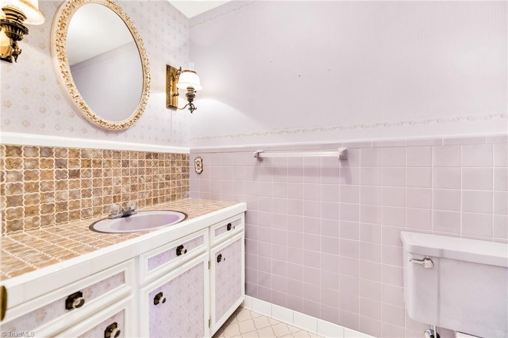 354 Old Wilkes Road Property Photo 24