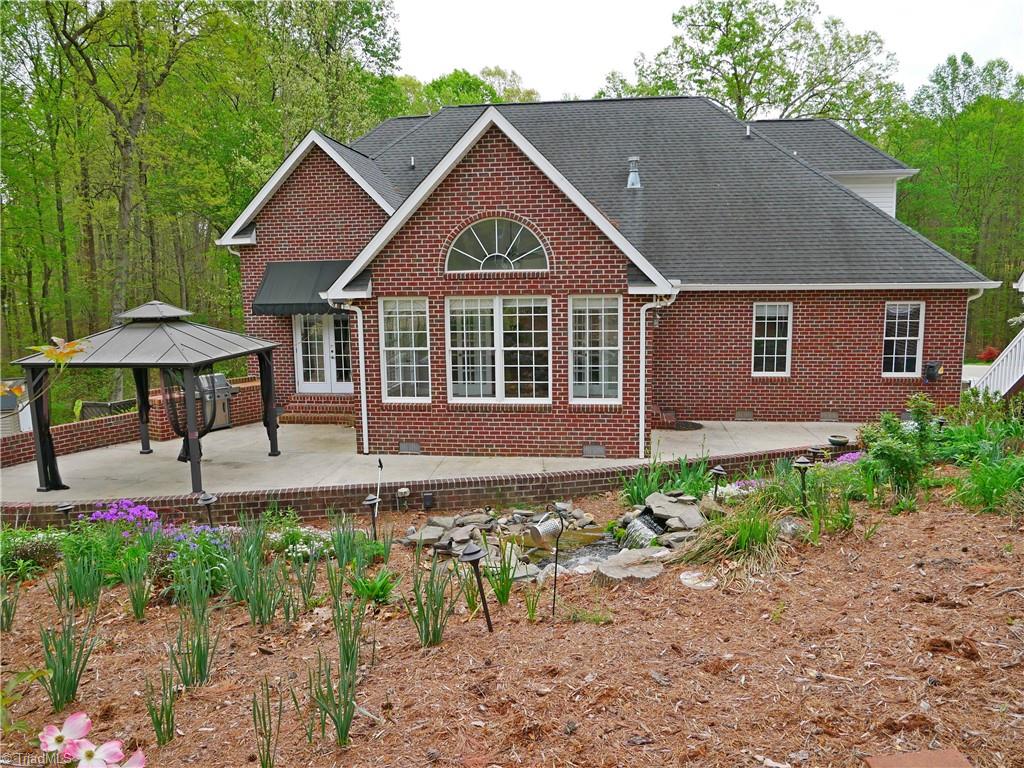 2502 Wedge Place Property Photo 3