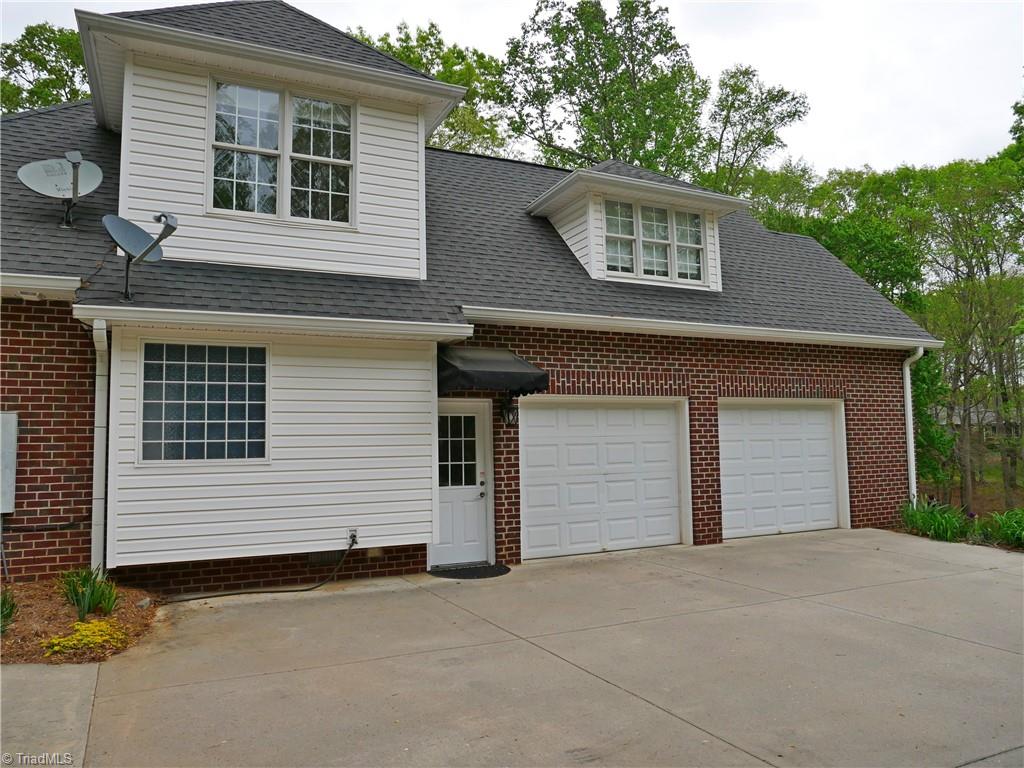 2502 Wedge Place Property Photo 6