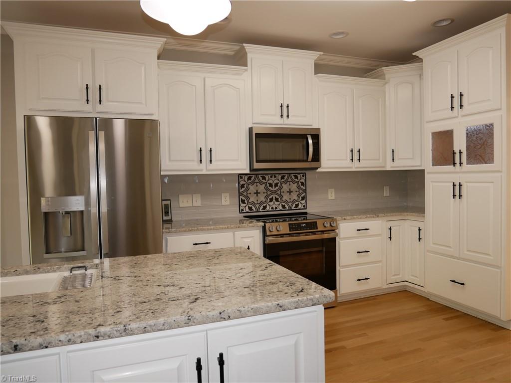2502 Wedge Place Property Photo 8