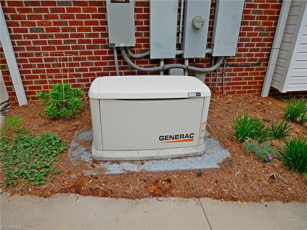 2502 Wedge Place Property Photo 46