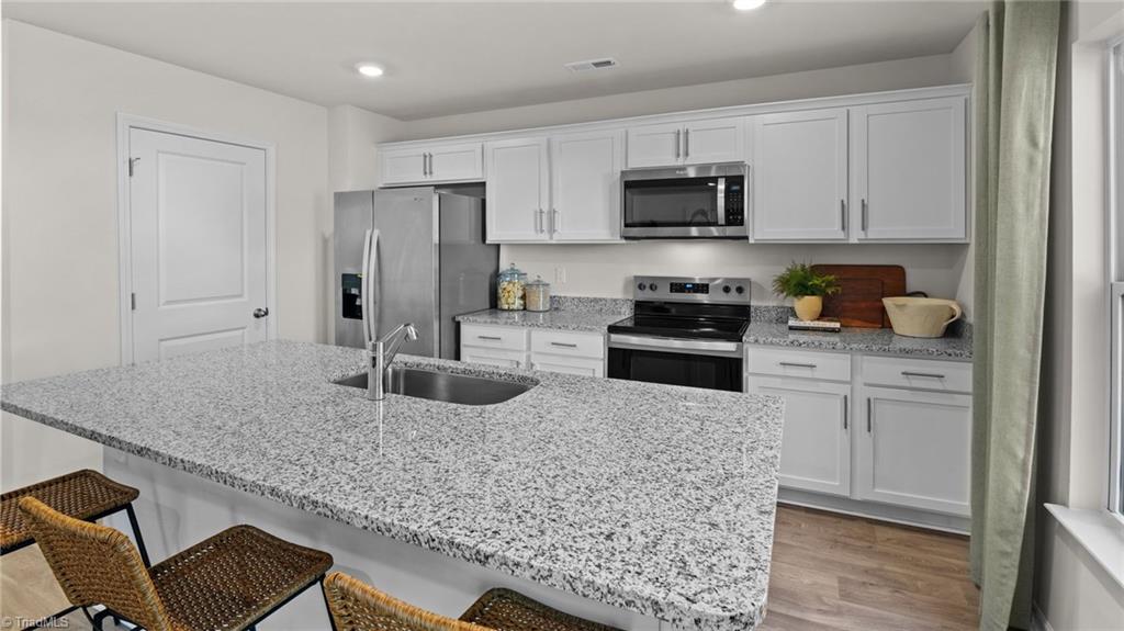 608 Jack Pine Street Property Photo 12