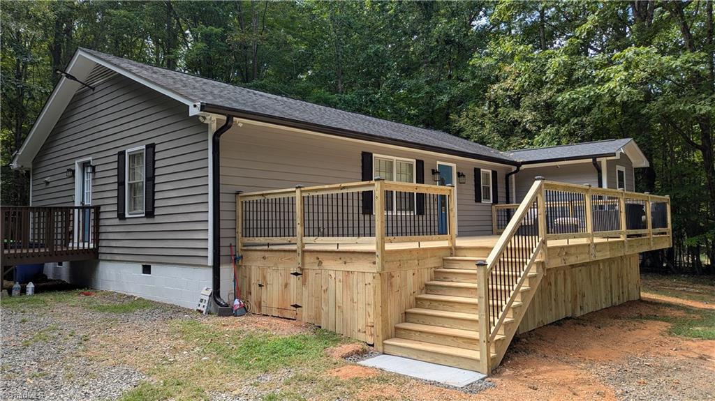 3200 Seven Springs Road Property Photo 1