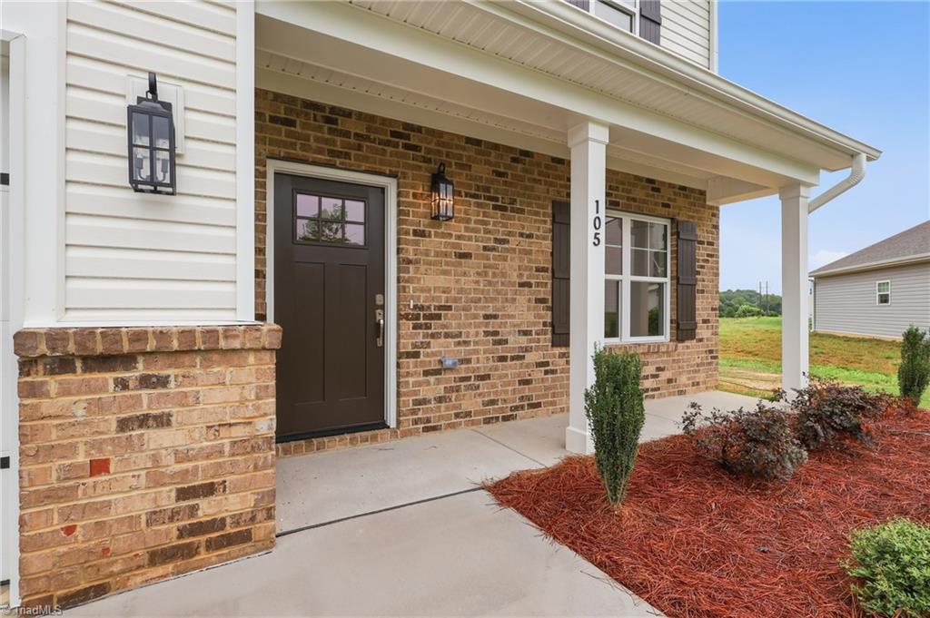 105 Tally Meadow Court Property Photo 2