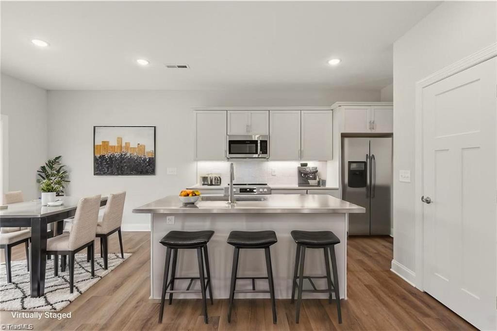 105 Tally Meadow Court Property Photo 4